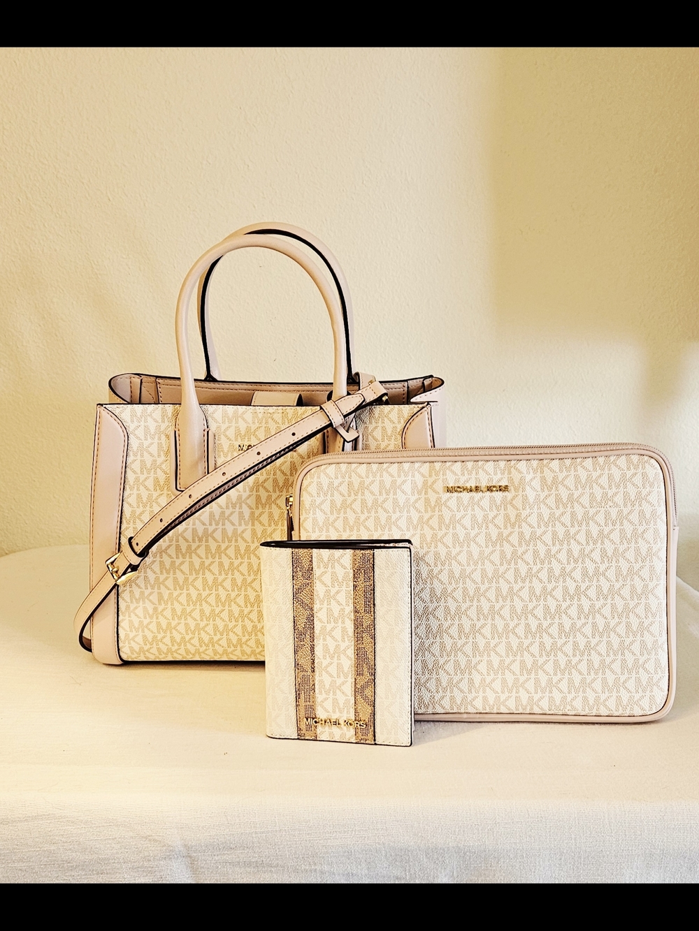Michael Kors Blush and Cream Logo Satchel - Picture 3 of 11